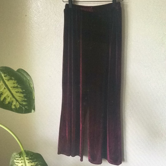 LULUS STYLE BURGANDY VELVET TIE FRONT TWO PIECE! - Picture 6 of 10